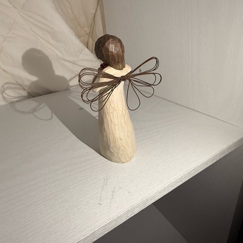 Willow TreeDemdaco “loving angel” Sculpture with rose 2002 - Picture 4 of 6